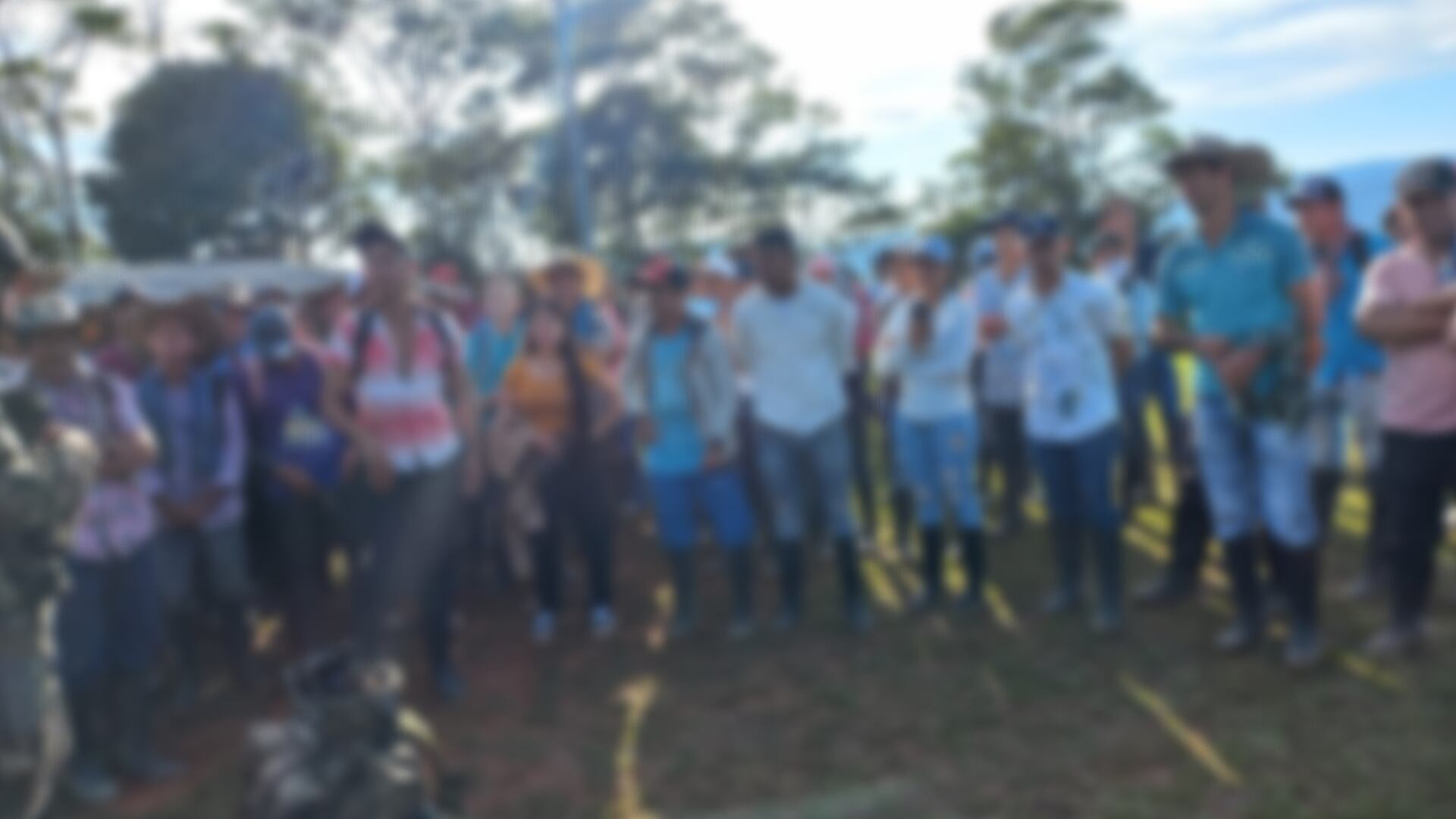 Comunidad retuvo a 50 soldados en Antioquia.