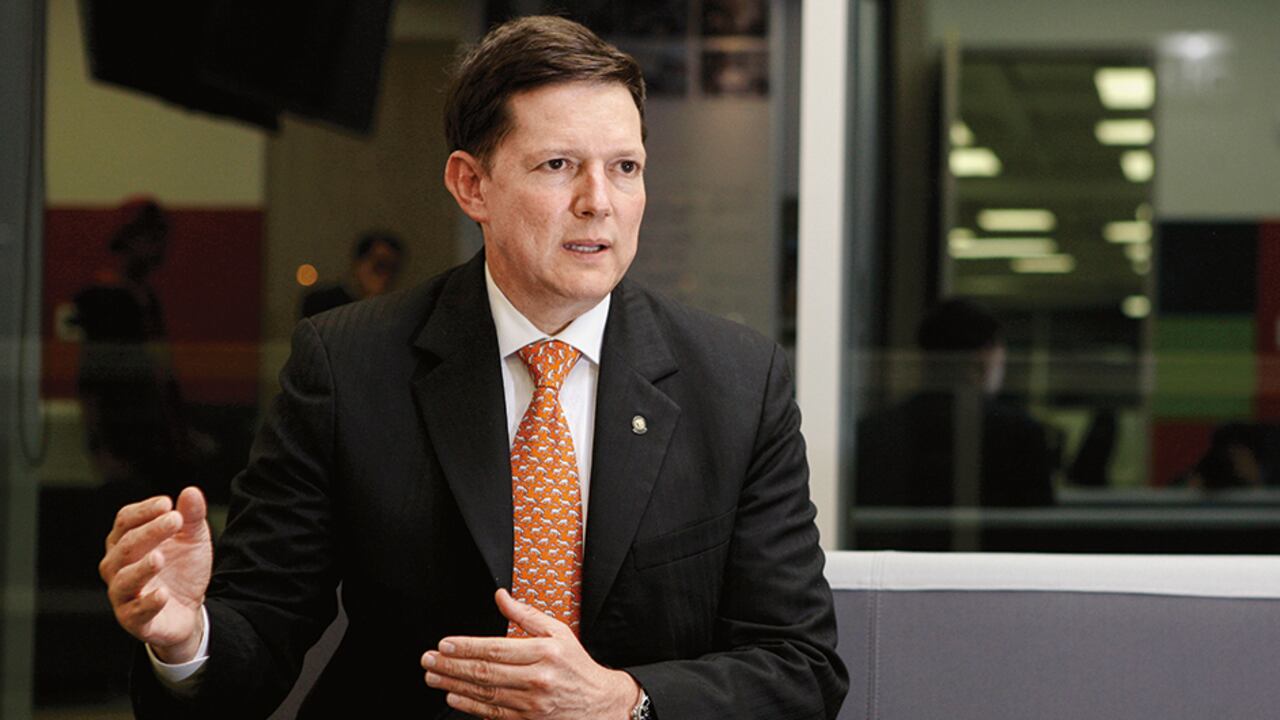 El exministro de Justicia Wilson Ruiz se refirió a las problemáticas de Cali.