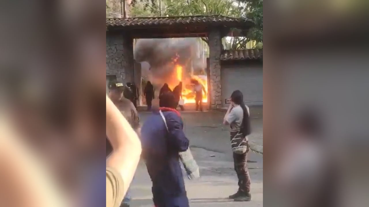 Los encapuchados se tomaron las instalaciones del complejo académico.