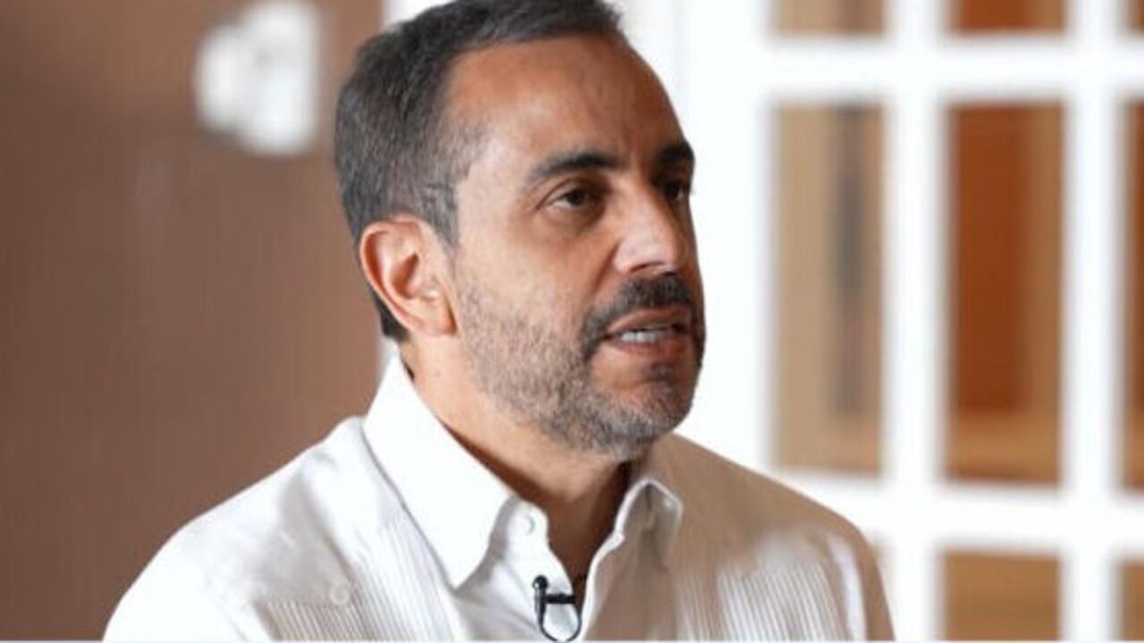 Antonio Espaillat habló sobre las posibles causas del derrumbe del techo de su discoteca.