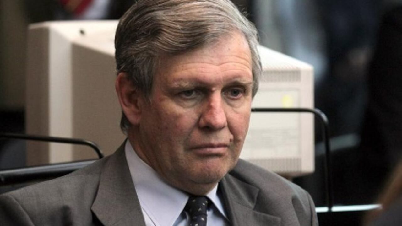 Por sus crímenes durante la dictadura, Alfredo Astiz se ganó el mote del 'ángel de la muerte'.