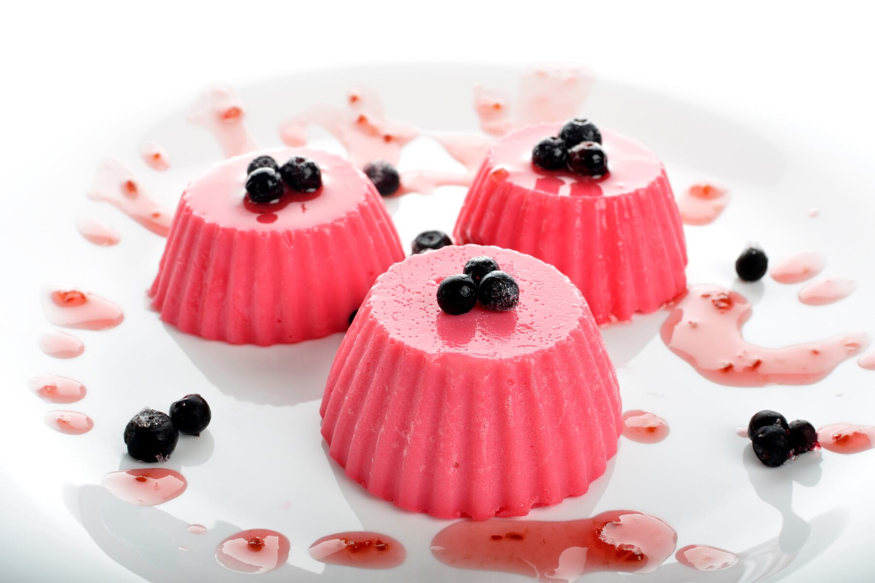 La gelatina aporta nutrientes para fortalecer los tejidos de la piel, uñas, cabello, huesos y cartílagos. Por: GettyImages