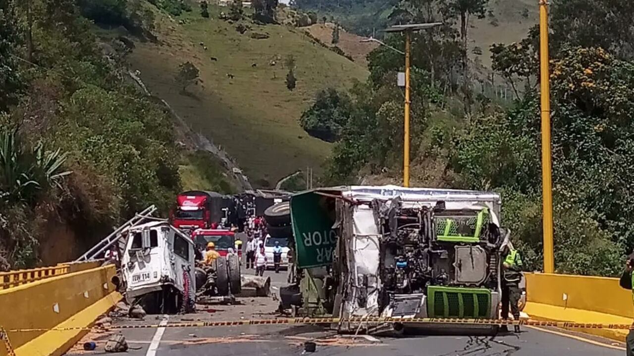 Accidente de tránsito en el Alto de la Línea