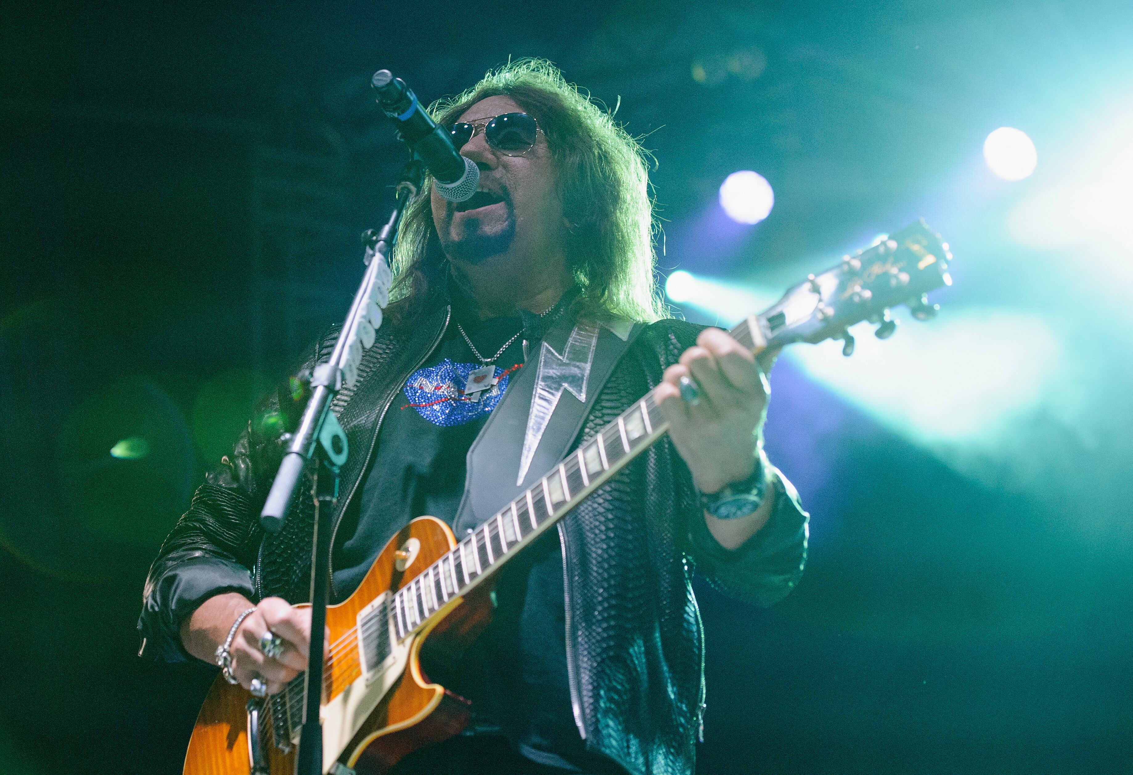 Ace Frehley murió este 16 de octubre de 2025 a sus 74 años.