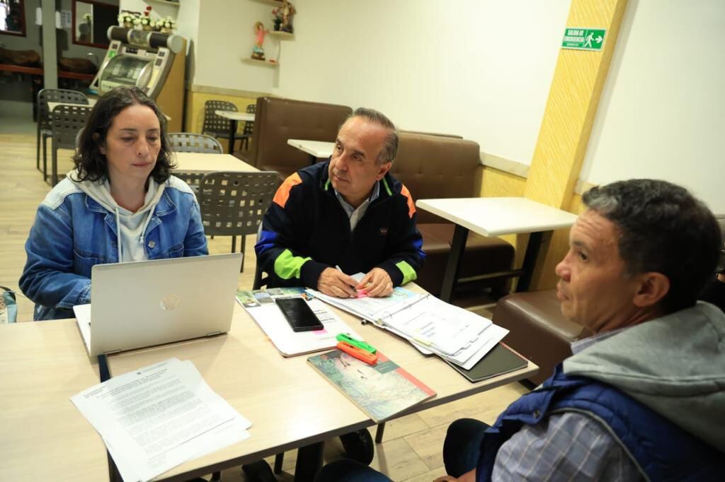 Ministro de Transporte, Guillermo Reyes, durante un evento en Soacha.