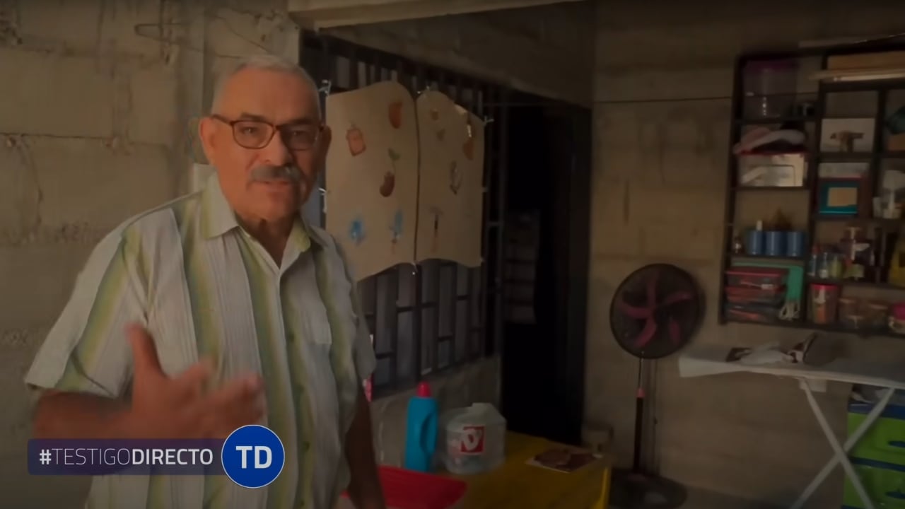 Un amigo cercano a la familia mostró cómo era la vivienda.