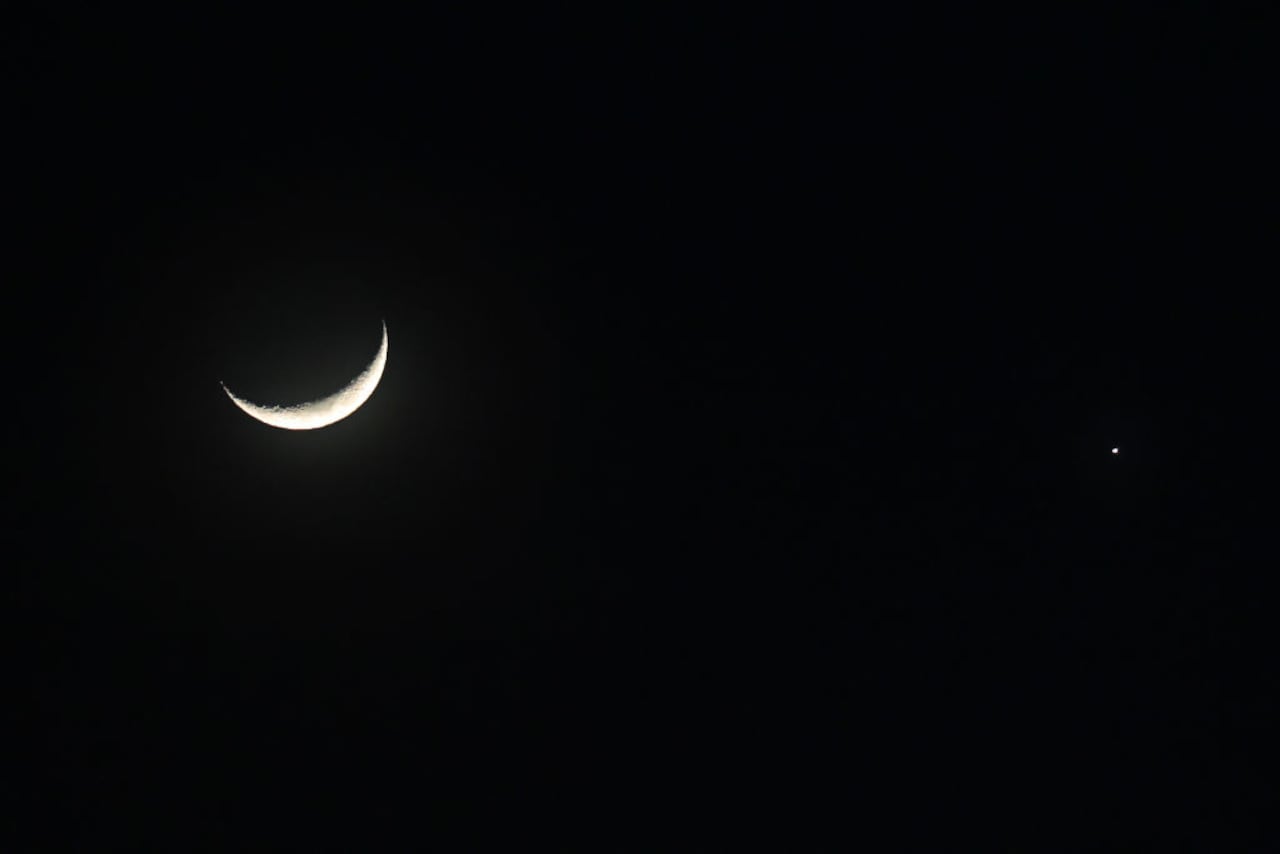 Luna junto a Venus (Photo by Mert Alper Dervis/Anadolu via Getty Images)