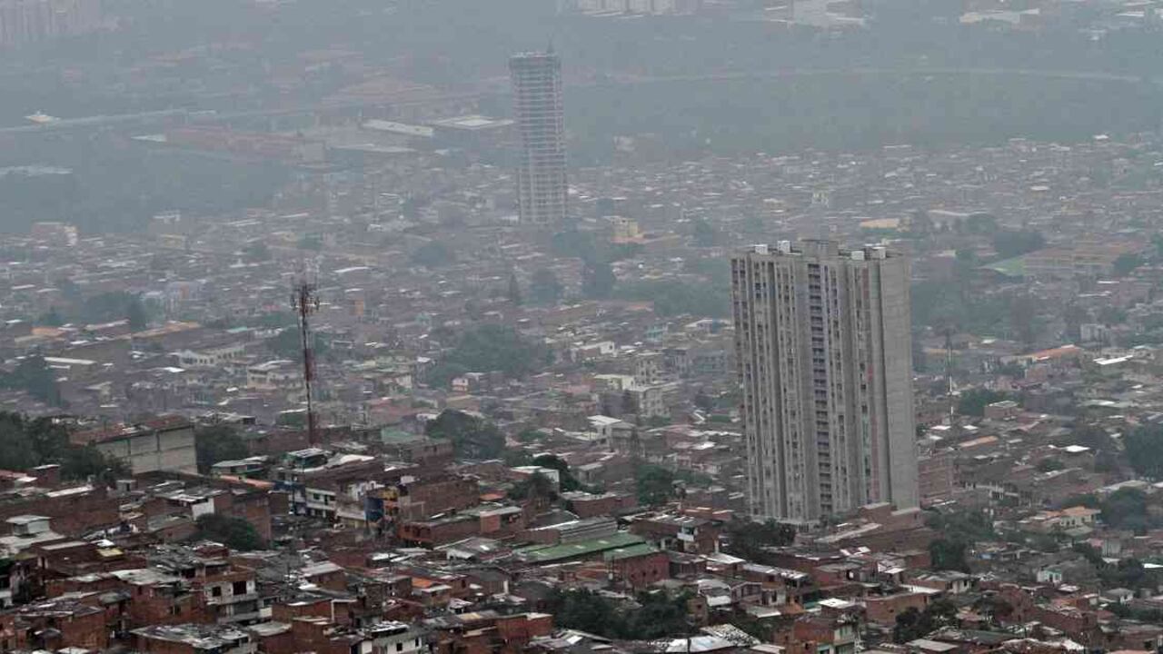Medellín ha sido una de las ciudades más afectadas por el material particulado de los incendios. Foto: Pablo Andrés Monsalve.