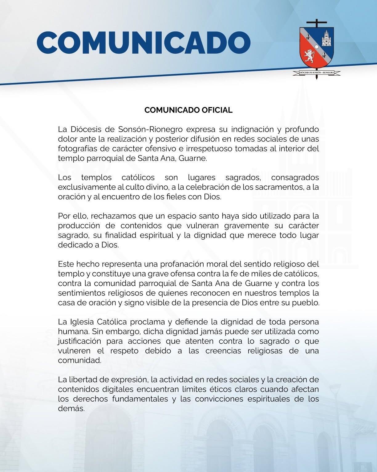 Polémica por fotos de Aida Cortés en iglesia de Guarne