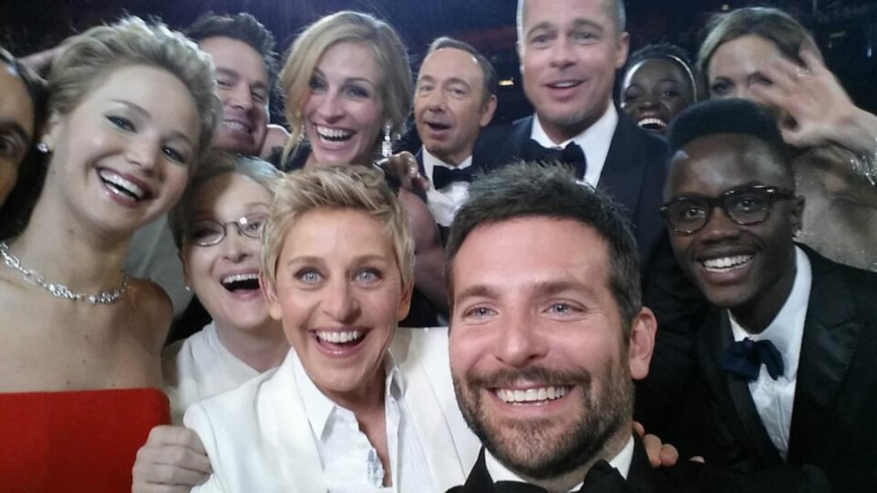 Este 'usie' demostró el poder de las redes sociales. Fue retuiteada más de 3.3 millones de veces.