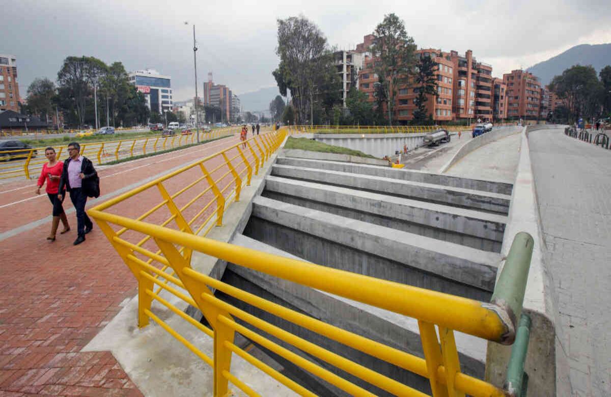 En 2011 se decretó la caducidad del contrato y al año siguiente la obra se puso en manos de un nuevo consorcio.