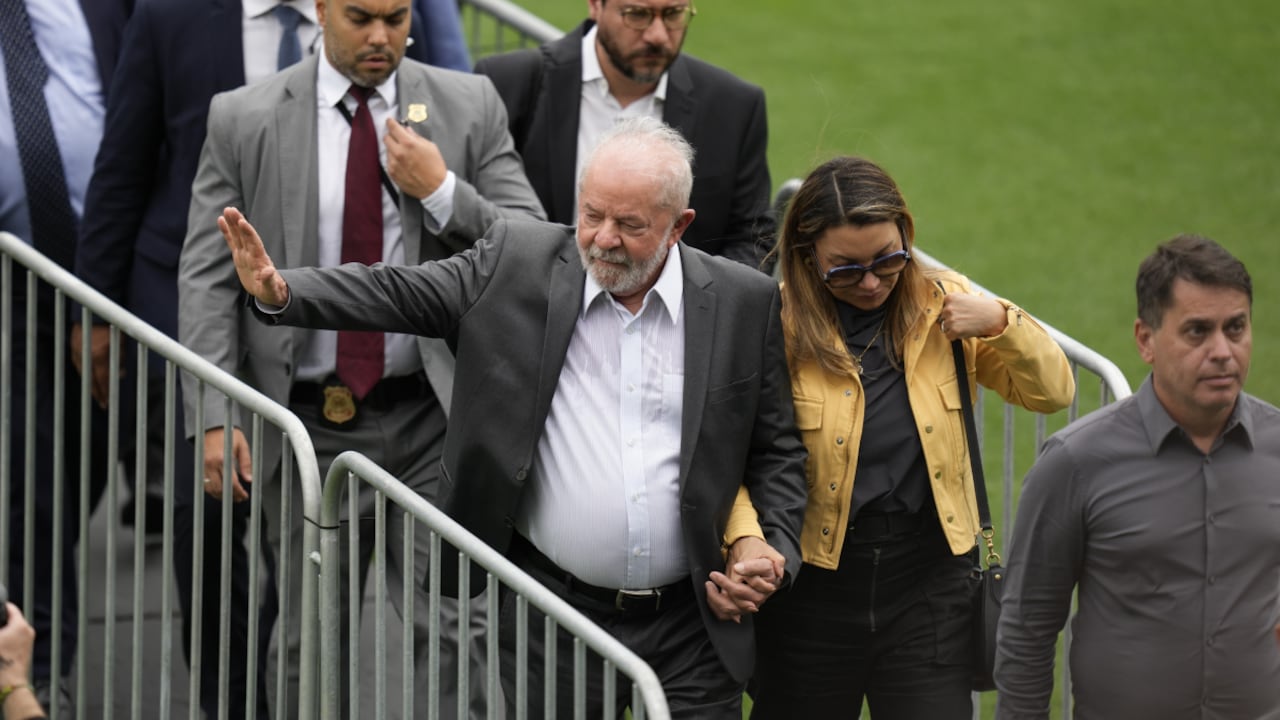 Brazil President Luiz Inacio Lula da Silva leaves the Vila Belmiro stadium in Santos, Brazil, after attending the wake of Brazil soccer great Pele on Tuesday, Jan. 3, 2023. (AP/Andre Penner)