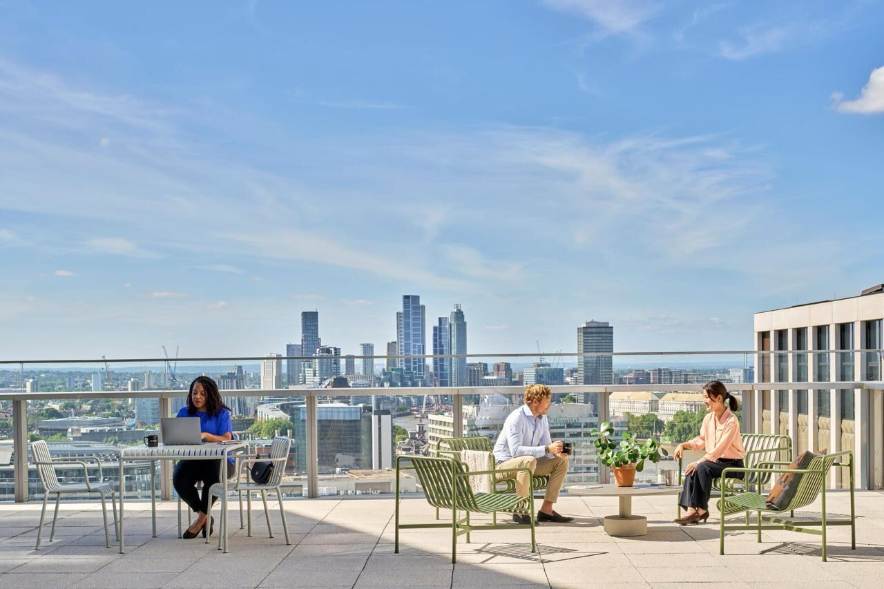 La necesidad de responder a las preferencias de los colaboradores también motiva a los espacios compartidos a transitar hacia un modelo mucho más orientado a la experiencia y la productividad.