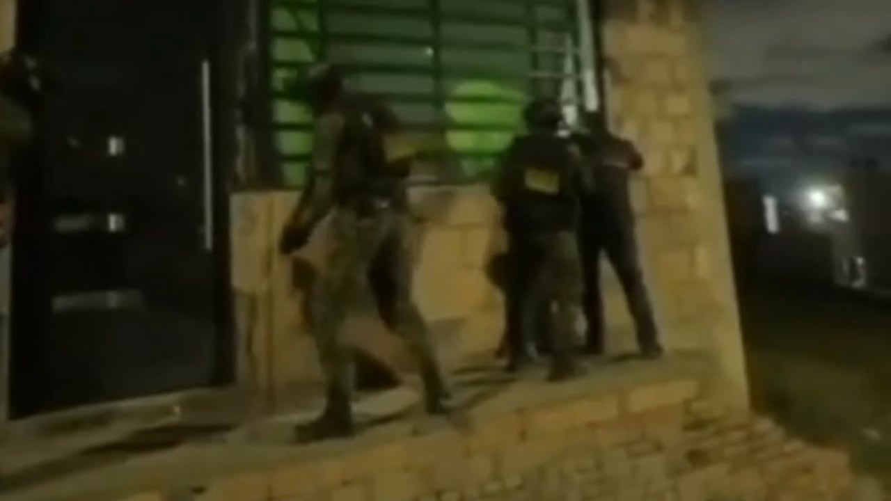 Un joven secuestrado por una organización criminal.