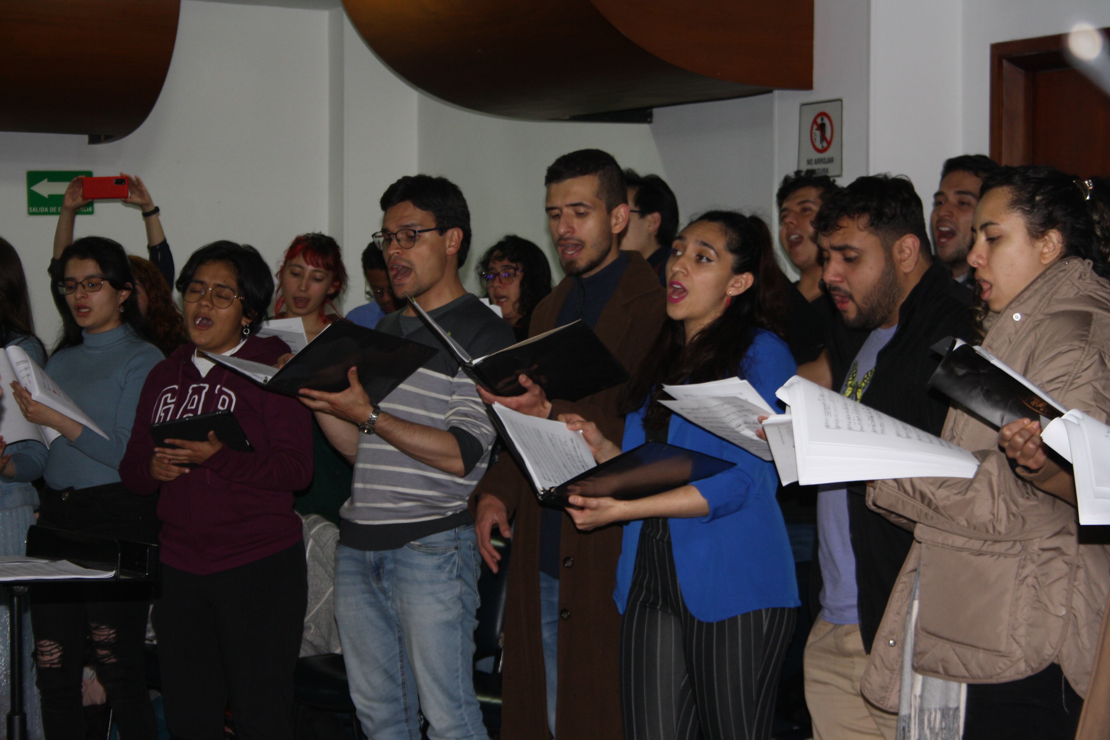 50 voces entonarán los clásicos de Queen.