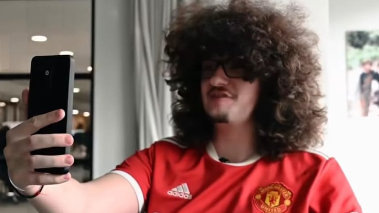 Así esta hoy, Frank Ilett, mejor conocido como The United Strand, el hincha viral del Manchester United.
