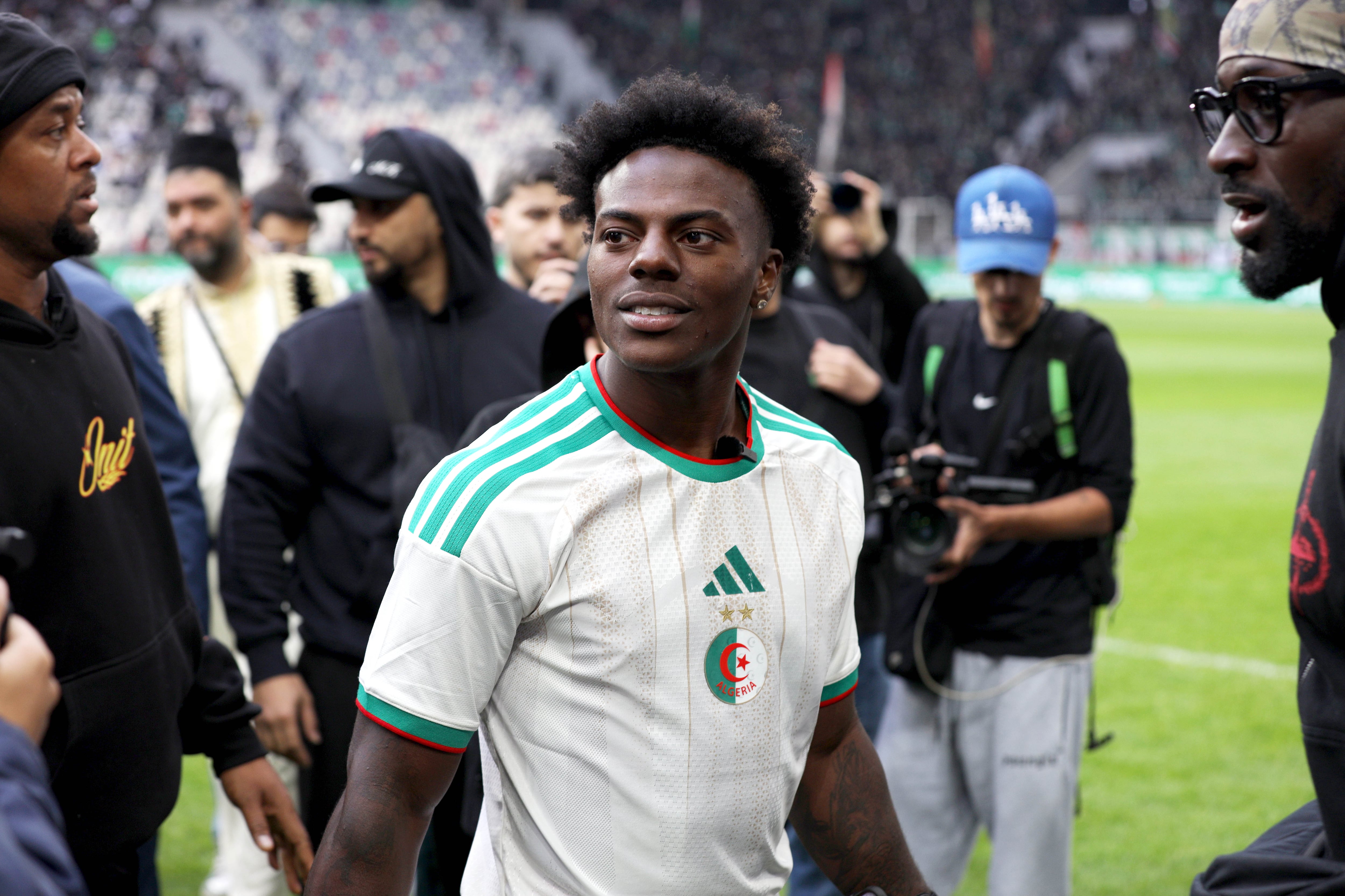 El YouTuber estadounidense IShowSpeed ​​en la final de la Supercopa de Argelia, en el Estadio Nelson Mandela de Argel, el 17 de enero de 2026. Foto: Bille Bensalem/APP/NurPhoto vía Getty Images.