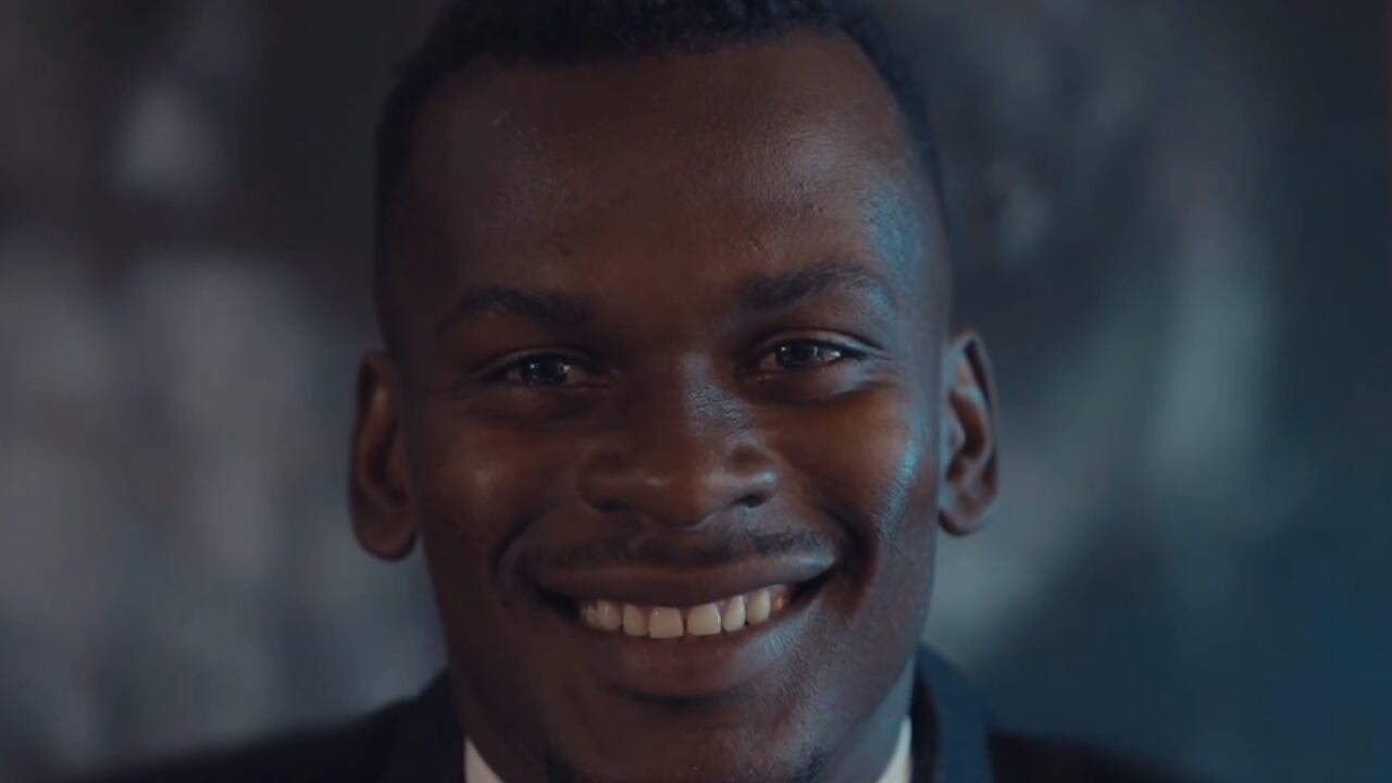 Carlos Darwin Quintero en el video de su presentación oficial con Millonarios