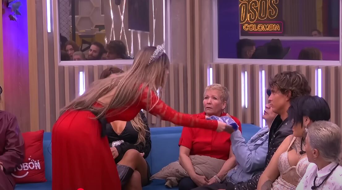 Melissa Gate se despachó en contra de Alerta por su hipocresía en posicionamiento final.