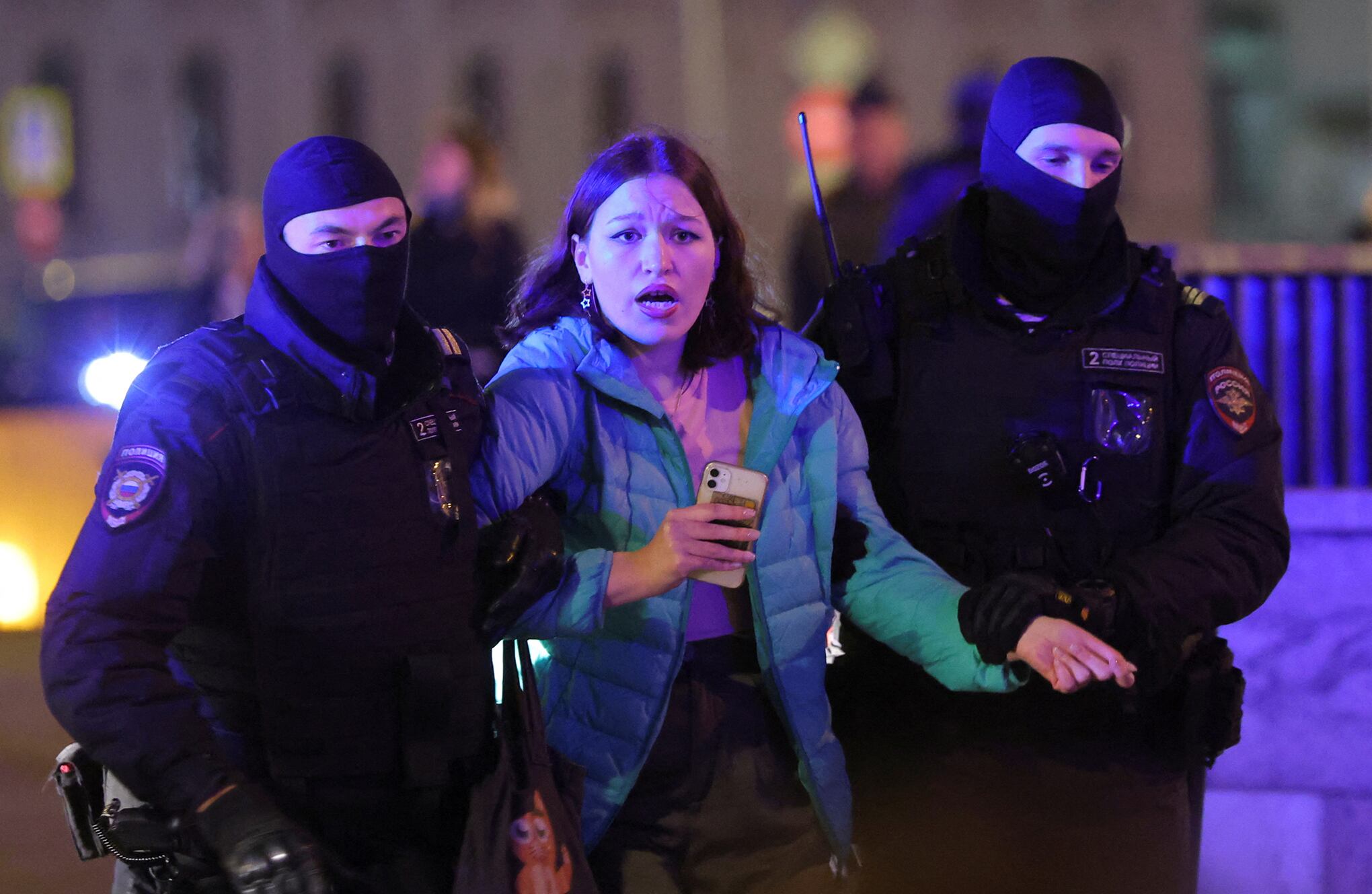 En imágenes : Más de 100 detenidos en protestas contra la movilización en toda Rusia