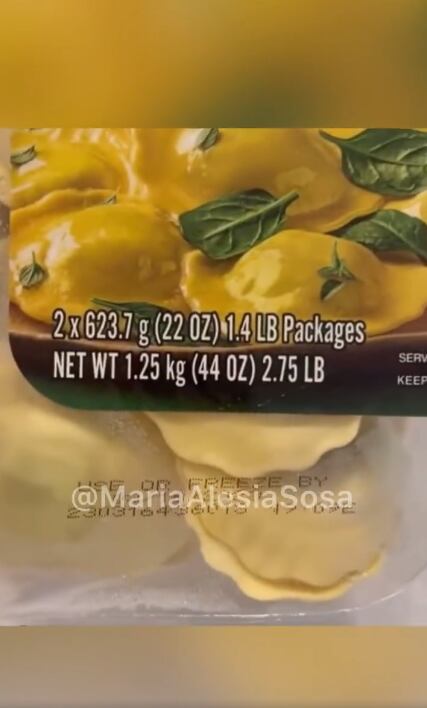 Mujer encontró un ratón en su comida -Twitter @MariaAlesiaSosa