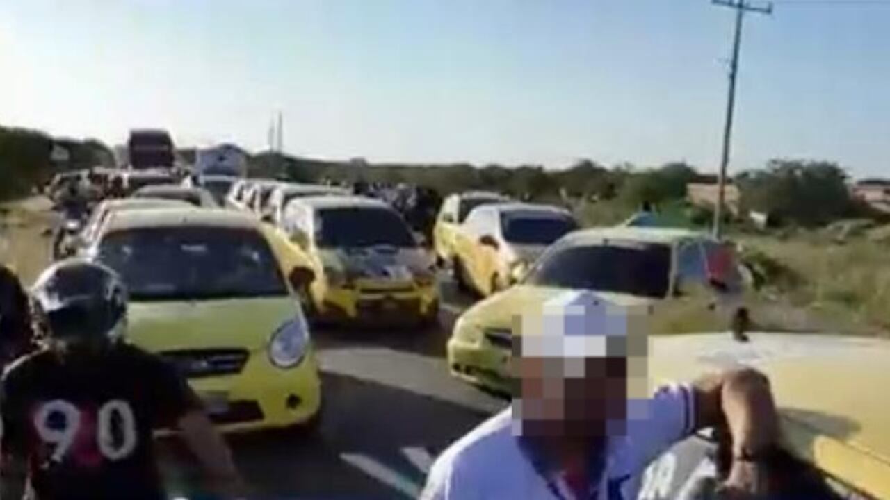 Los taxistas en Riohacha se sumaron al paro nacional