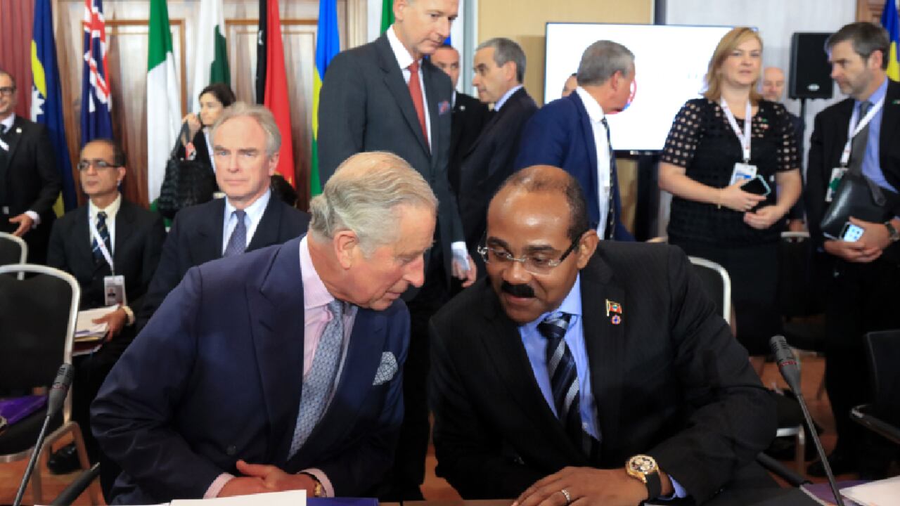 En máximo tres años se realizaría referendo para que los habitantes de Antigua y Barbuda determinen si siguen bajo la monarquía británica.