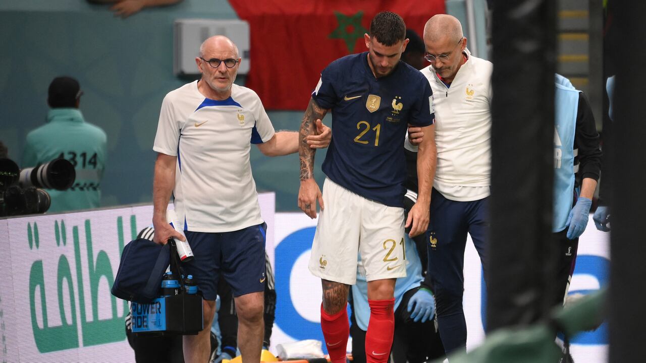 Lucas Hernández, uno más al listado de bajas de la campeona del Mundo, Francia.