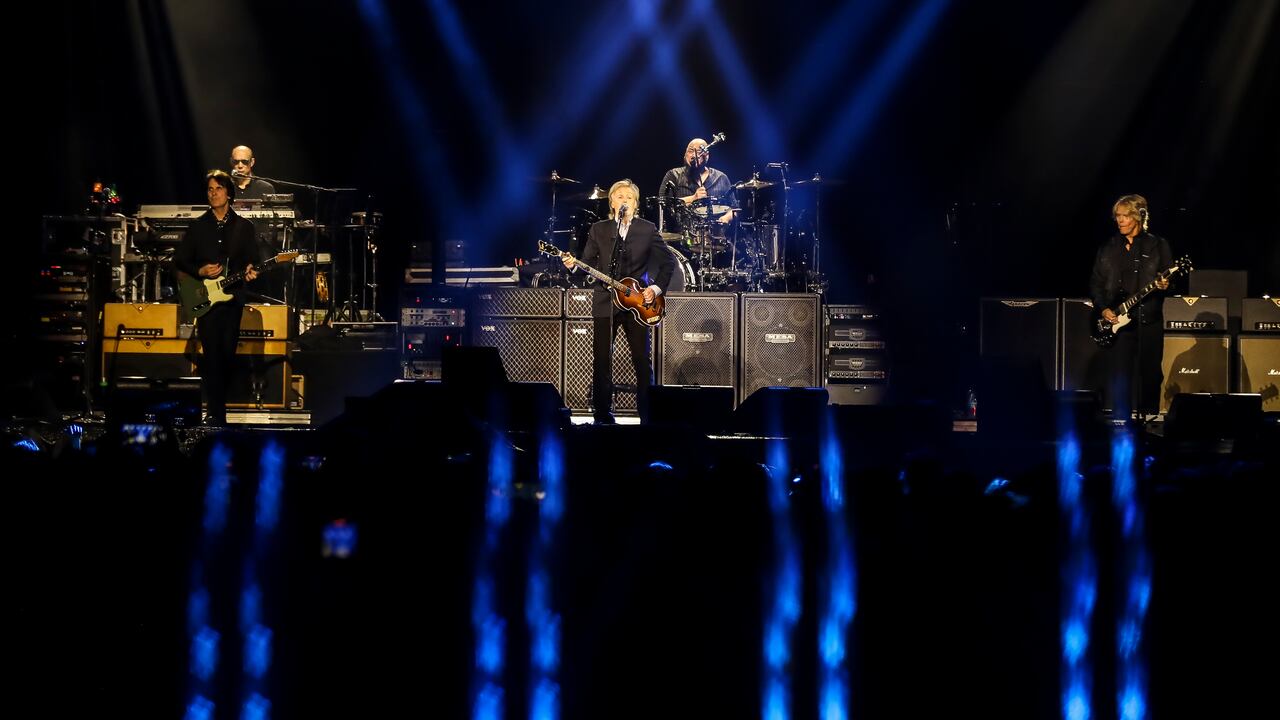 Paul McCartney en el Estadio El Campín de Bogotá, el 1 de noviembre de 2024. Fotos: Esteban Vega La-Rotta.