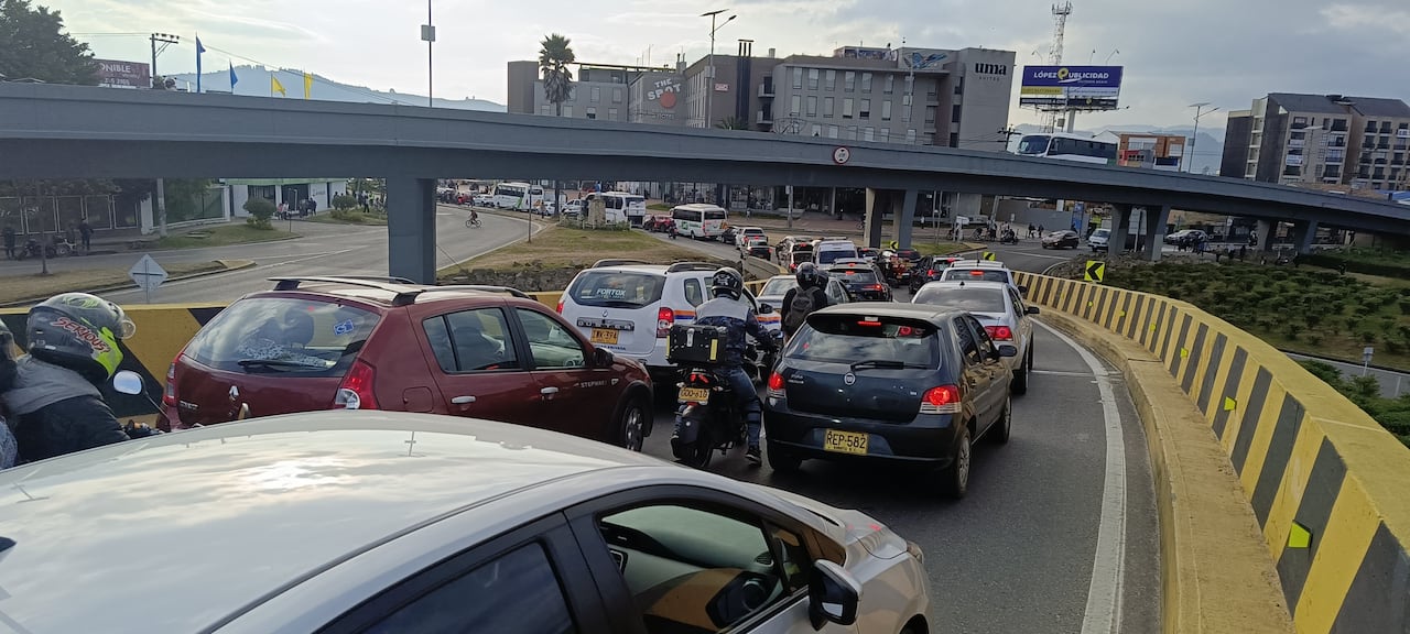 Paro de transportadores en Chia