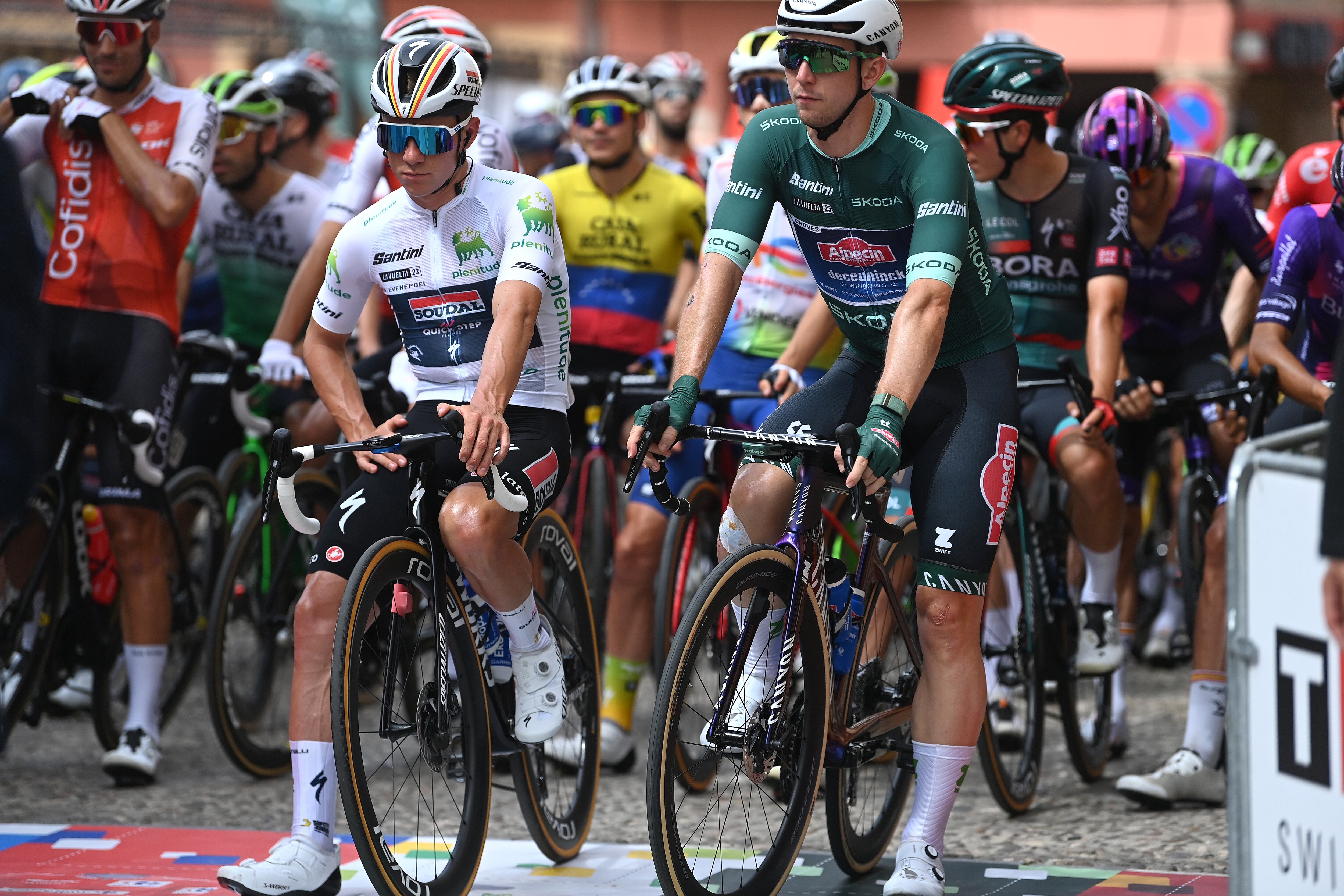 Australia y Team Alpecin-Deceuninck - Green Points Jersey previo a la 78ª Vuelta a España 2023, Etapa 11 de 163,2km desde Lerma a La Laguna Negra. Vinuesa 1730m / #UCIWT / el 06 de septiembre de 2023 en Lerma, España. (Foto de Tim de Waele/Getty Images)