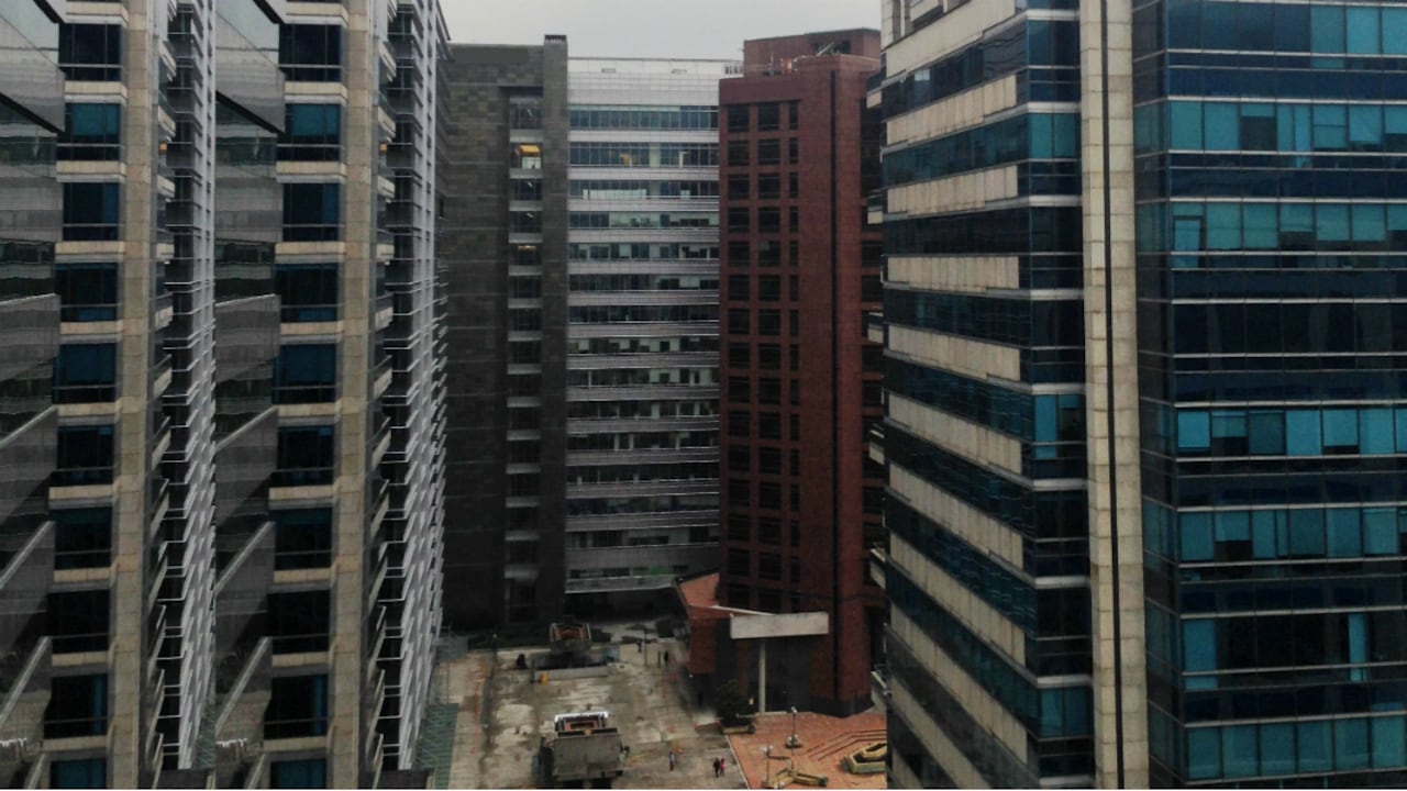 El precio promedio de arriendo por metro cuadrado para oficinas clase A en la ciudad al cierre del año pasado se situó en $77.000.