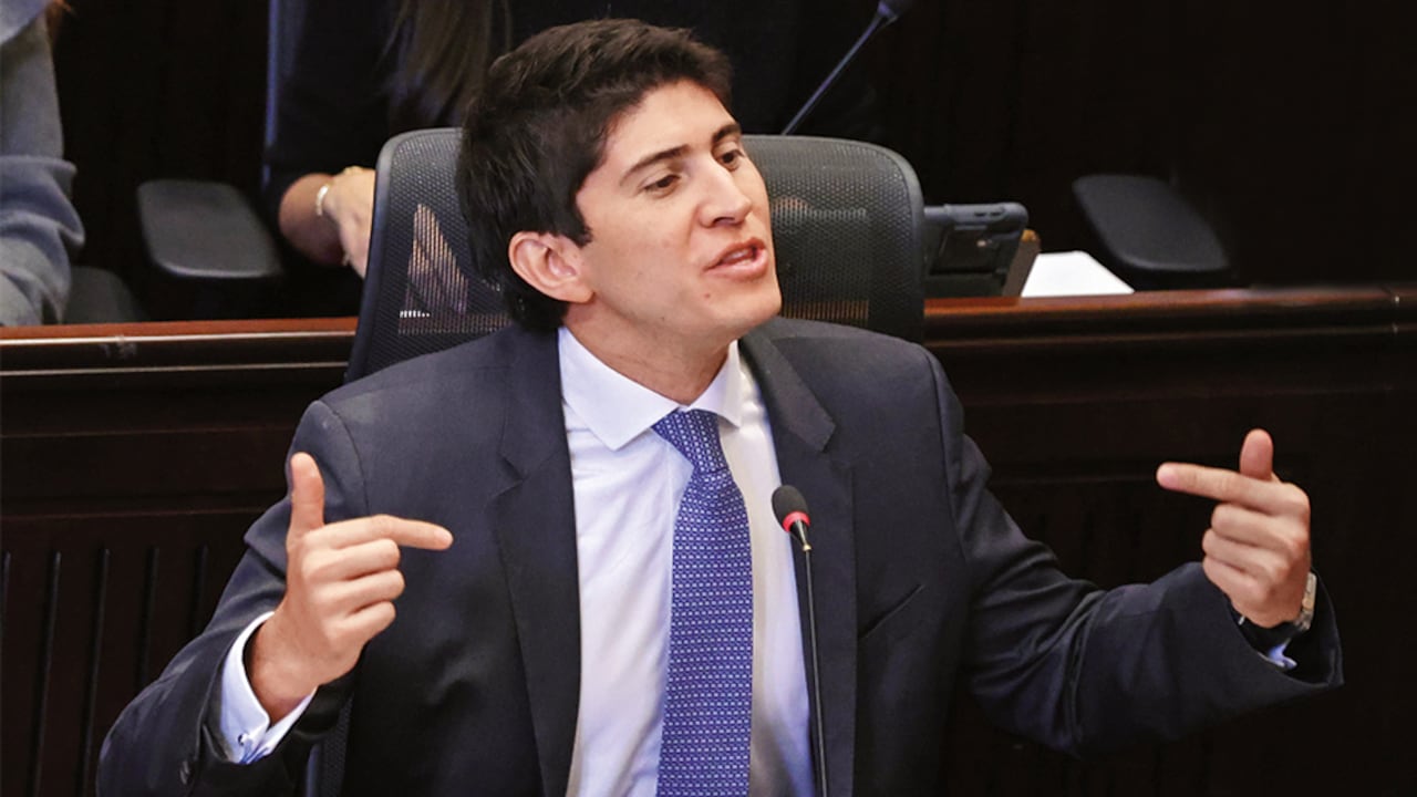 El congresista Wadith Manzur es investigado por no darle el trámite adecuado al proceso contra el presidente Gustavo Petro en la Comisión de Acusación, que él dirige.