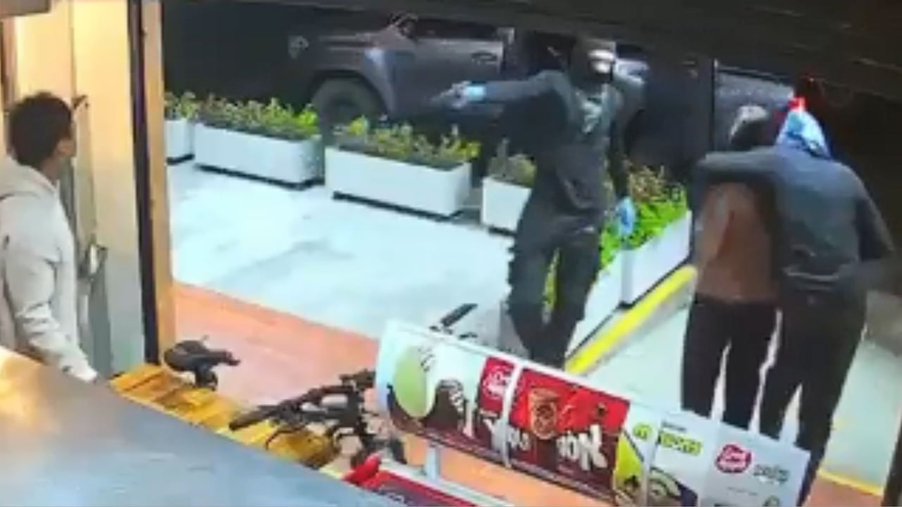 Hombres armados secuestran a joven en una panaderia de Guacarí, Valle.
