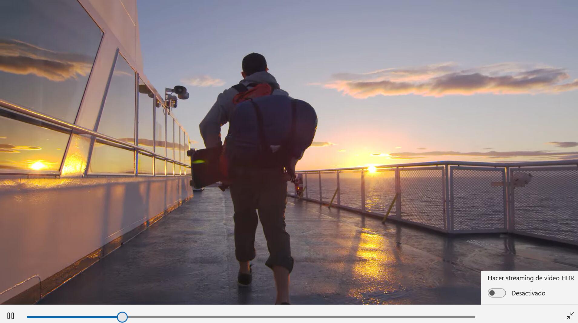 La ausencia del HDR impide resaltar detalles en escenas con altos contrastes, reduciendo la profundidad y realismo de las imágenes.