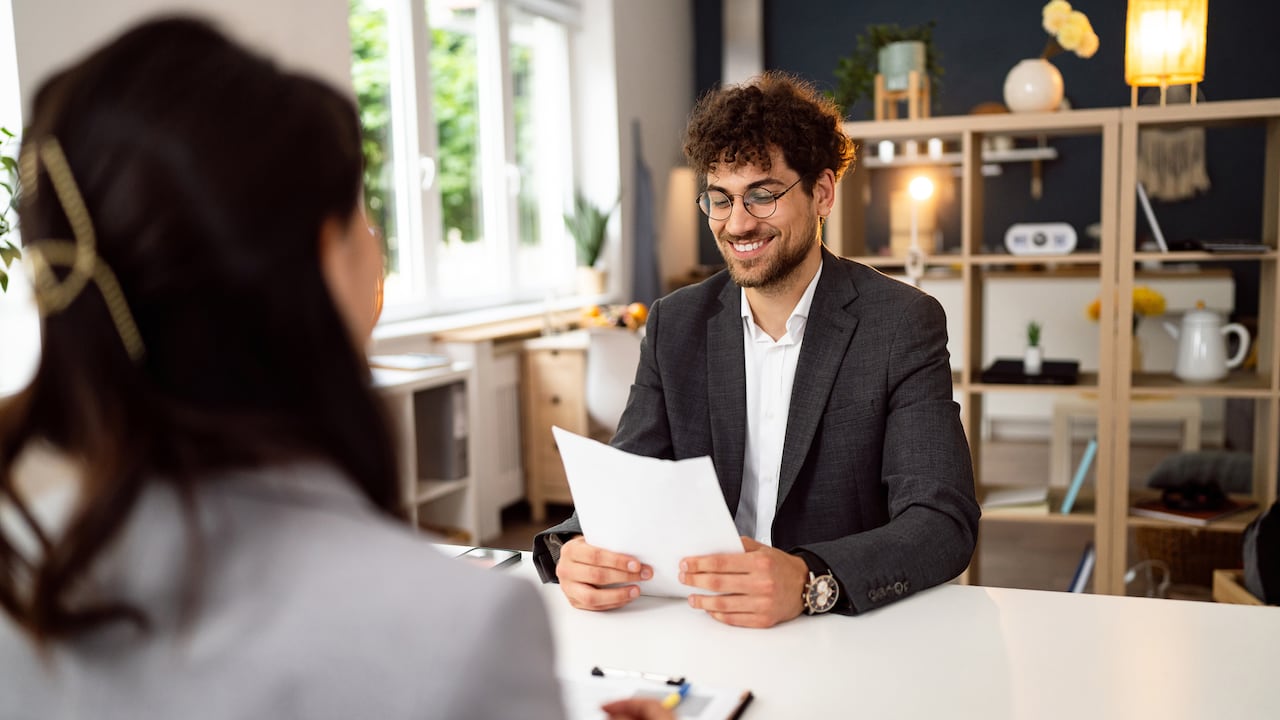 Actualice su hoja de vida y postúlese hoy mismo.
