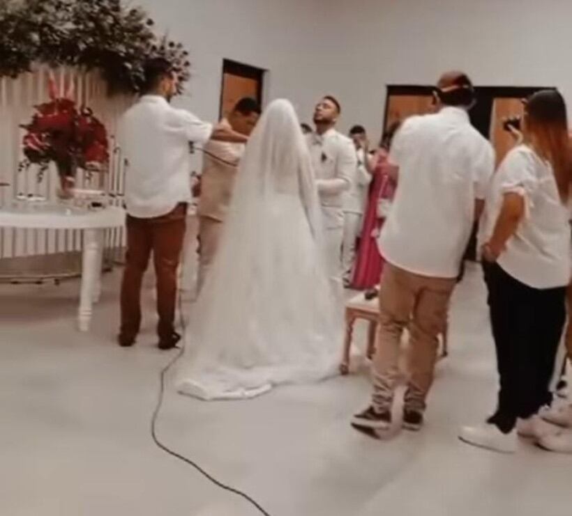 Así fue la ceremonia religiosa que terminó en tragedia.