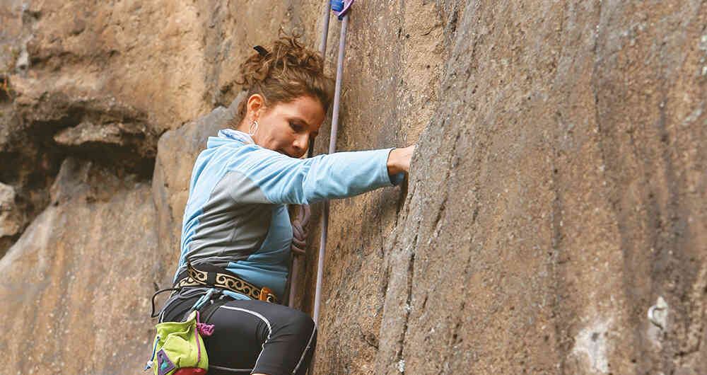 Suesca es uno de los lugares más importantes para practicar la escalada. 
