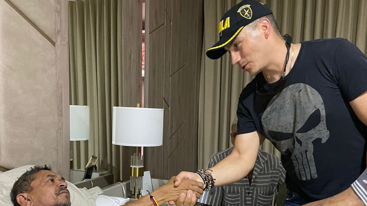 Luis Manuel Díaz tiene una inflamación en la pierna, producto del golpe.