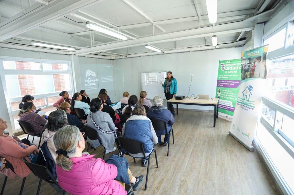 La Manzana está ubicada en la infraestructura donde opera actualmente el Centro de Desarrollo Comunitario La Giralda