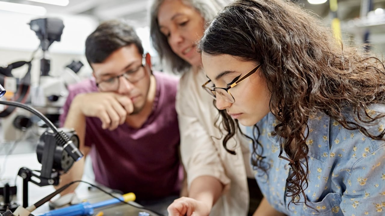 La Alcaldía de Bogotá lanzó un nuevo esquema de financiación para educación superior dirigido a jóvenes de la ciudad.