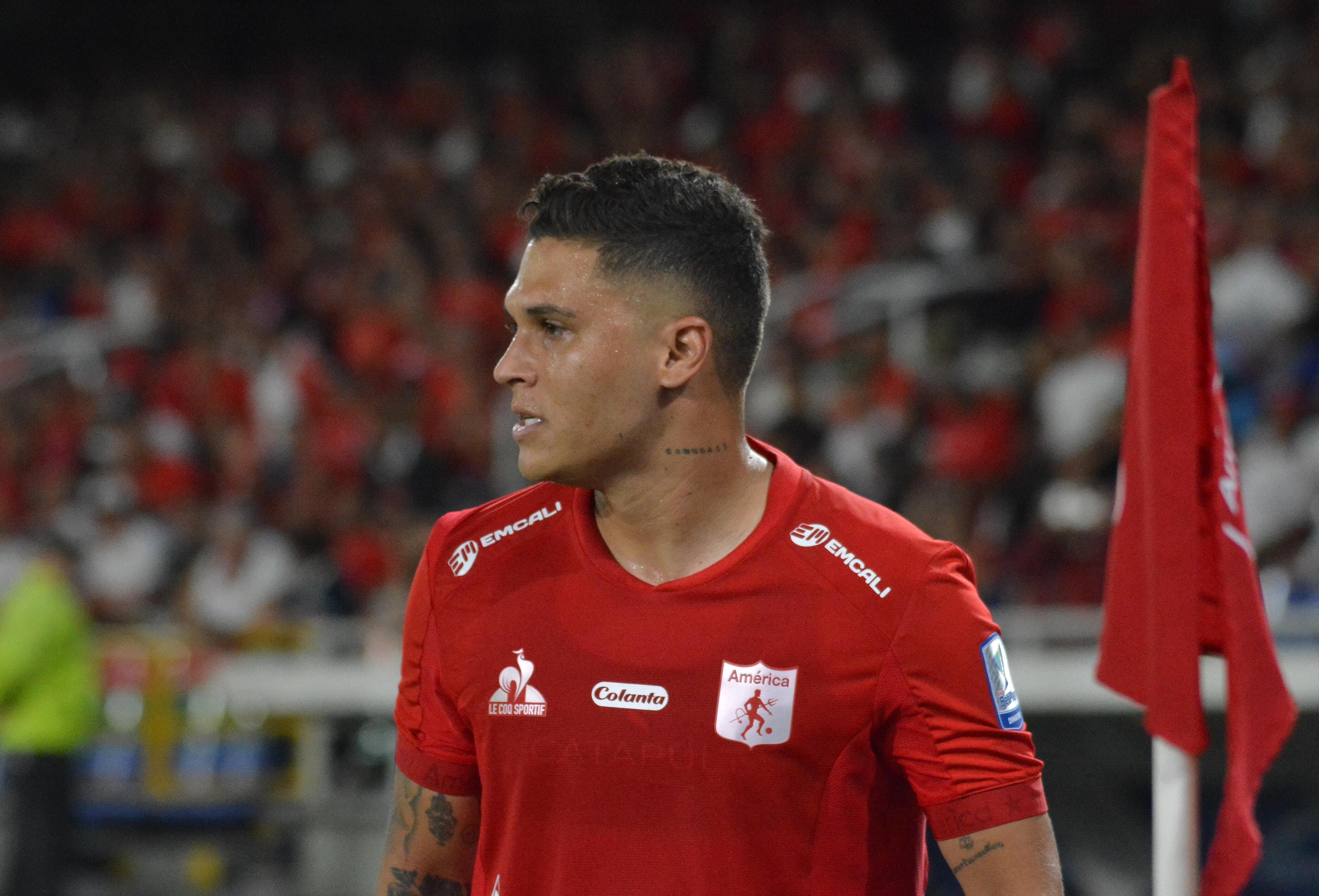 Juan Fernando Quintero durante un partido del América de Cali por la Liga colombiana.