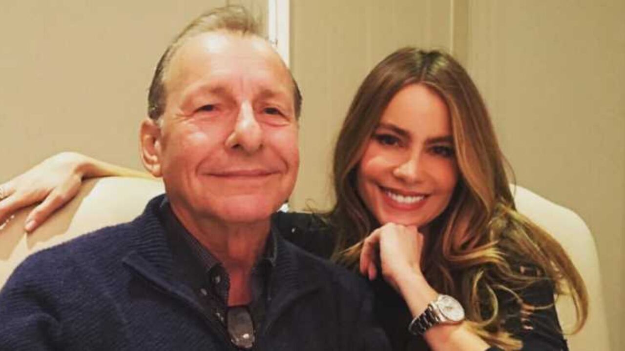 Hernando Vergara y Sofía Vergara, la actriz de televisión mejor paga en Estados Unidos.