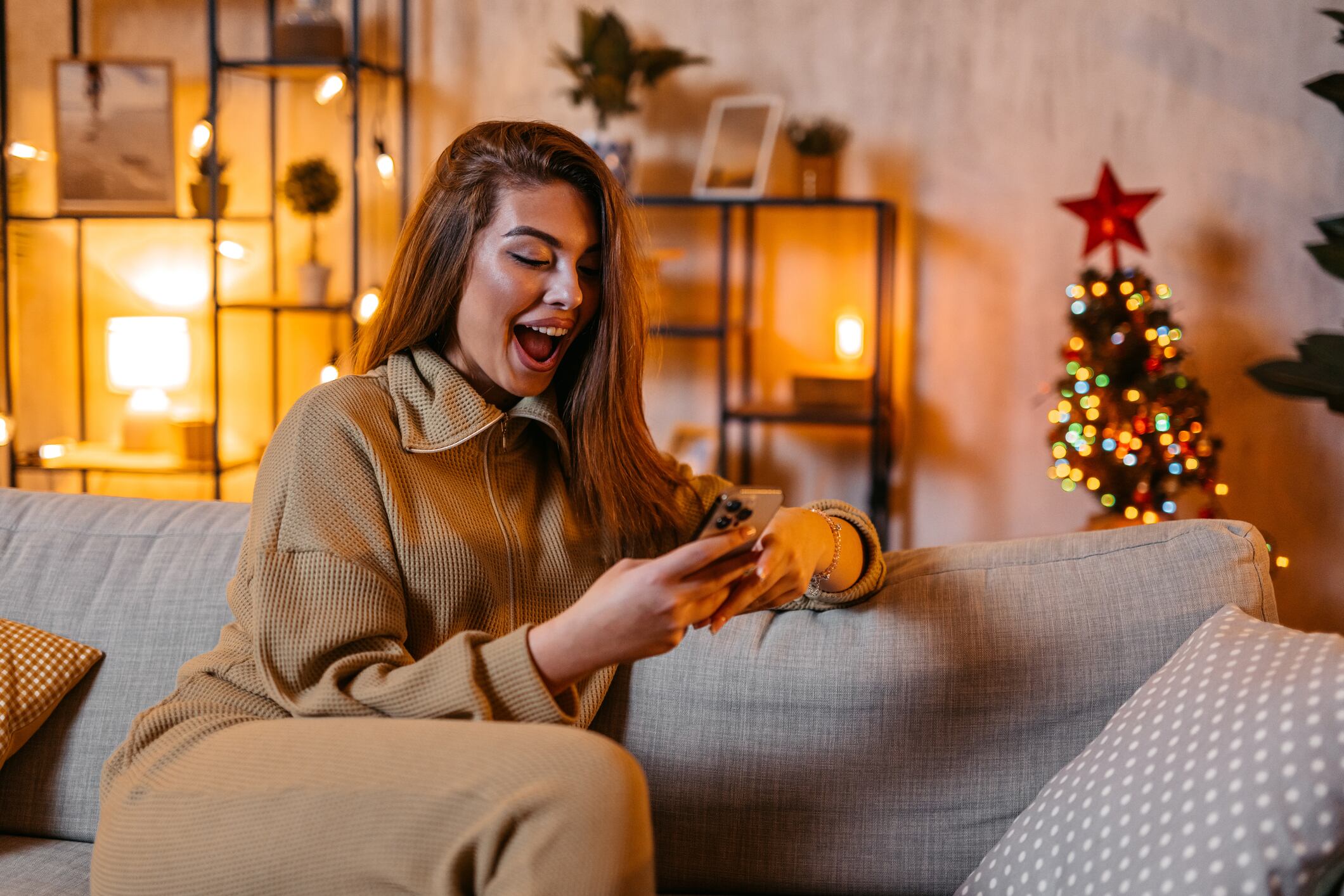 Las personas suelen recibir mensajes para estas fechas, pero debido a la alta demanda, en muchas ocasiones, no llegan.