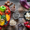 Una alimentación saludable es clave para prevenir problemas del corazón.