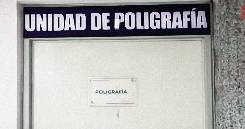 Entrada a la Unidad de Poligrafía en el edificio Galán, frente a la Casa de Nariño, en Bogotá.