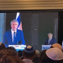 "Hace unos años, exactamente hace un año en este mismo evento, teníamos la cinta amarilla acá. Hoy ya no la tenemos. Esta noche hacemos memoria, pero también reafirmamos nuestra fortaleza como pueblo, como comunidad", dijo Peckel.
