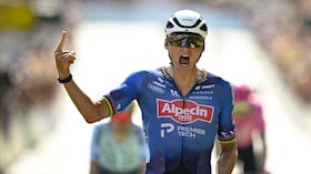 Mathieu van der Poel, ganador de la etapa 9 en el Tour de Francia 2026
