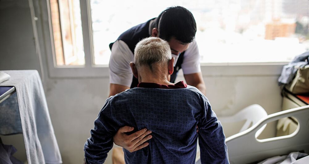  Los médicos de la región aseguran que decenas de pacientes llegan cada año en estados avanzados de la enfermedad. Una de las estrategias es trabajar por su prevención.