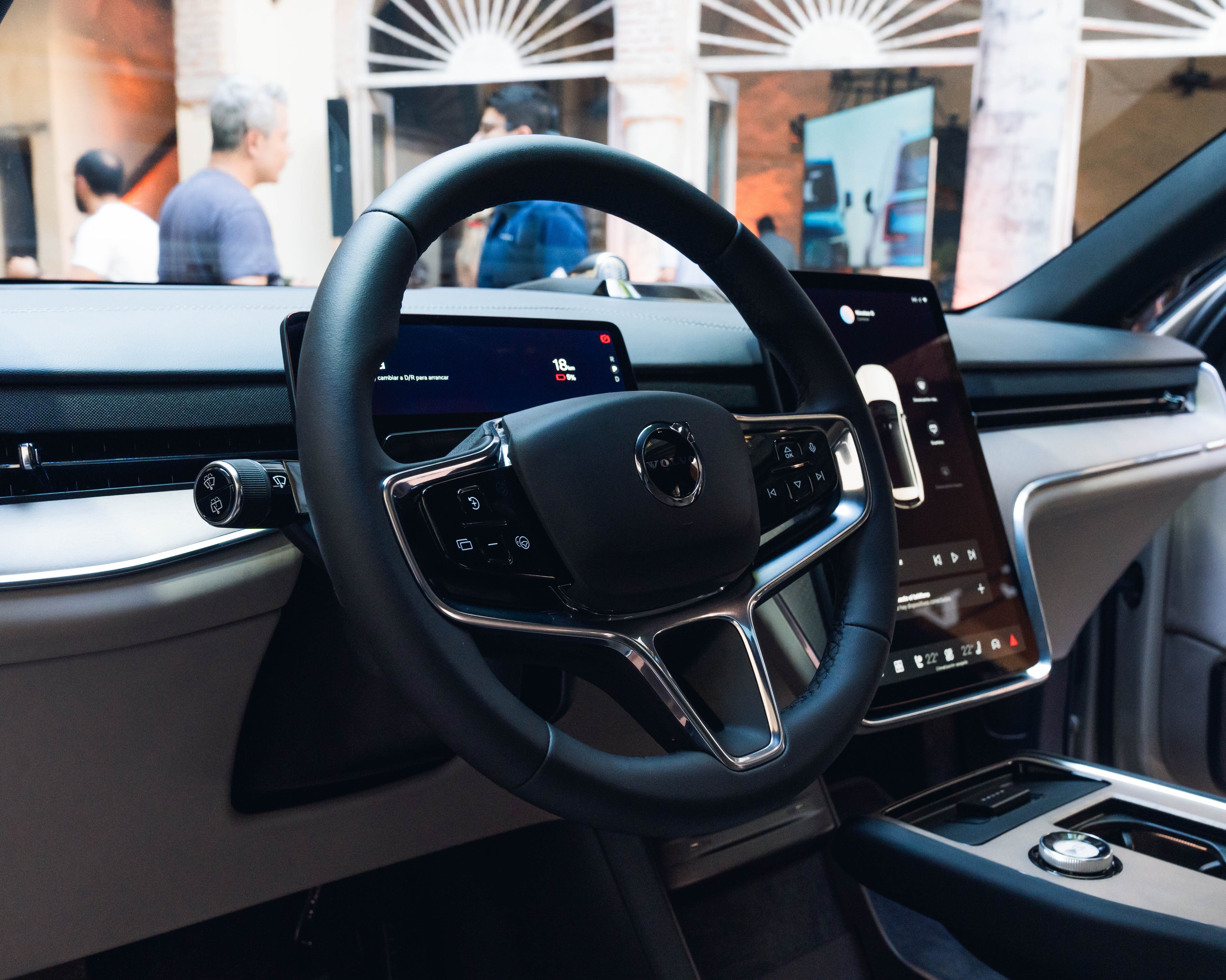 Este es el interior de la nueva EX90.